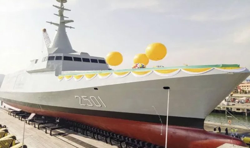 Malaysia considers whether to stick or twist with LCS