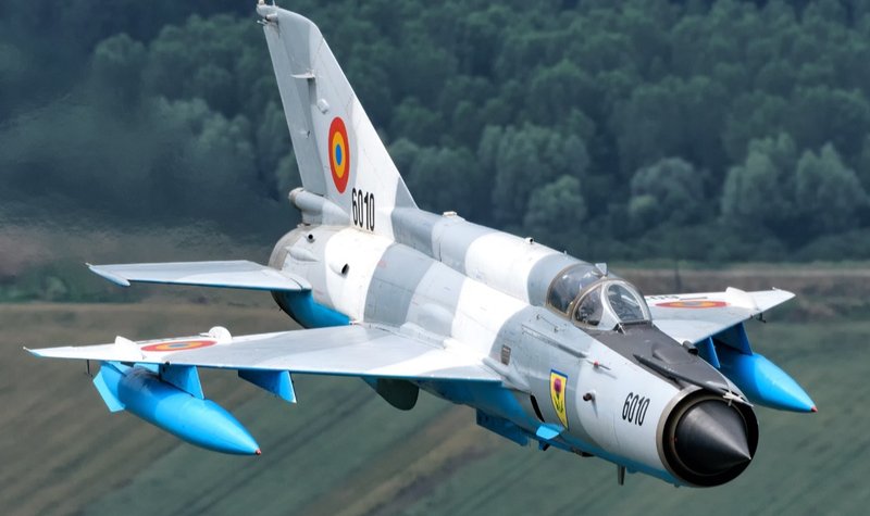 Romanian air defence weakened by groundings after Lancer and Puma crashes