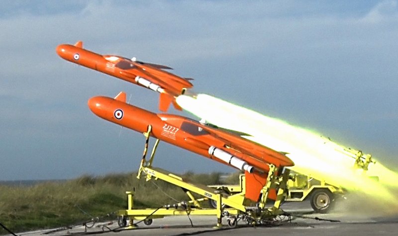 QinetiQ launches Mirach, Firejet aerial targets simultaneously