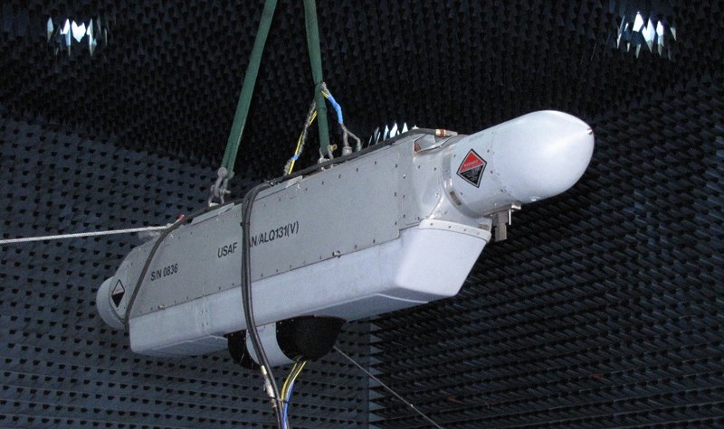 More Northrop Grumman EW pods for USAF
