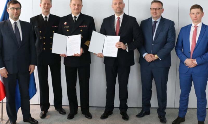 Polish naval command vessel set for repairs