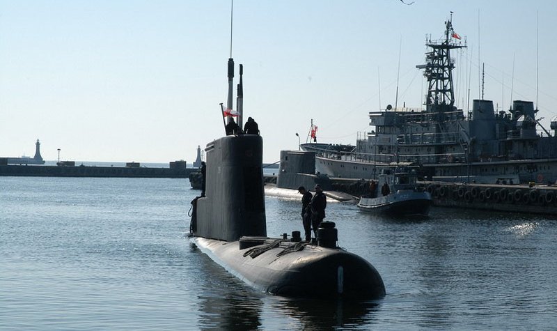 Polish naval plans persist despite submarine uncertainty