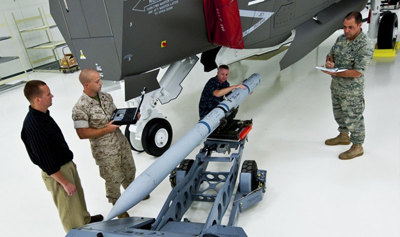 ITEC 2018: RAAF receives first F-35 trainers