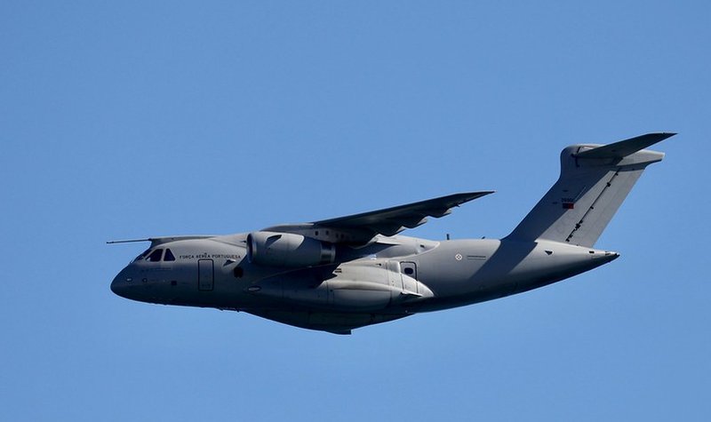 Paris Air Show 2025: Portugal signs for sixth C-390 Millennium aircraft with 10 options for future European acquisition