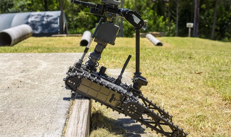 Australia inducts new QinetiQ EOD robots and 9mm pistols into service