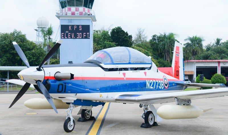 First T-6C trainers arrive in Thailand