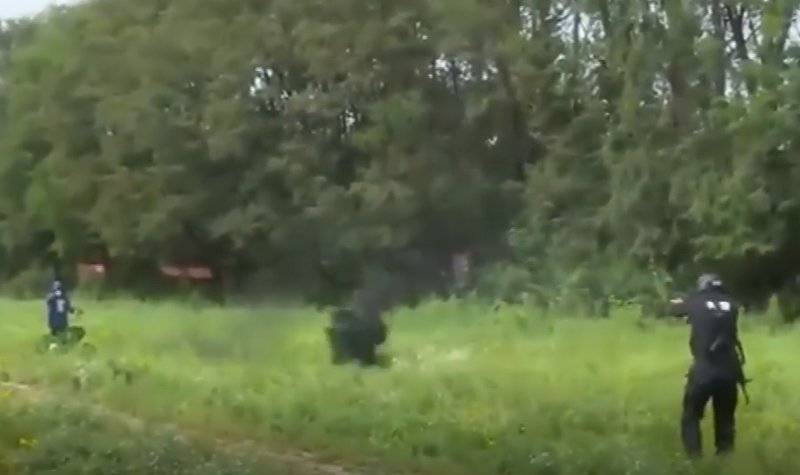 New Chinese armed robot handles gunfire (video)