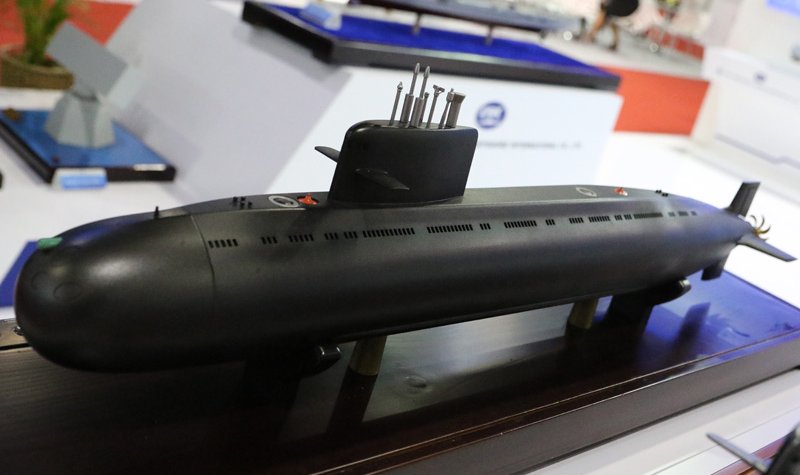 D&S 2017: Chinese floats whole submarine family for export