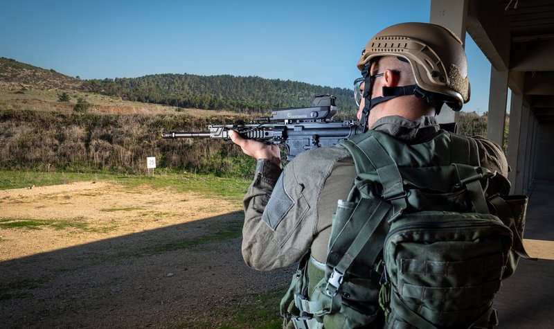 Smartshooter unveils SMASH 3000 handheld fire control system