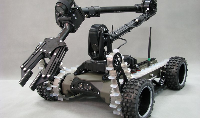 Romania acquires Polish C-IED robots