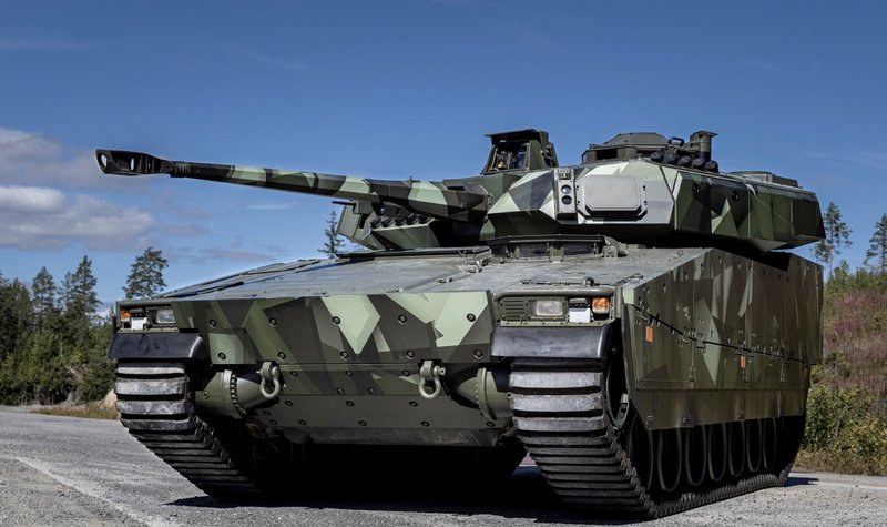DSEI 2025: Larger vehicles begin to turn to the benefits of rubber tracks