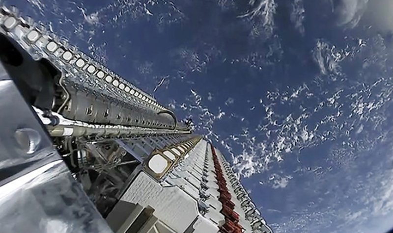 Military explores potential of commercial SATCOM