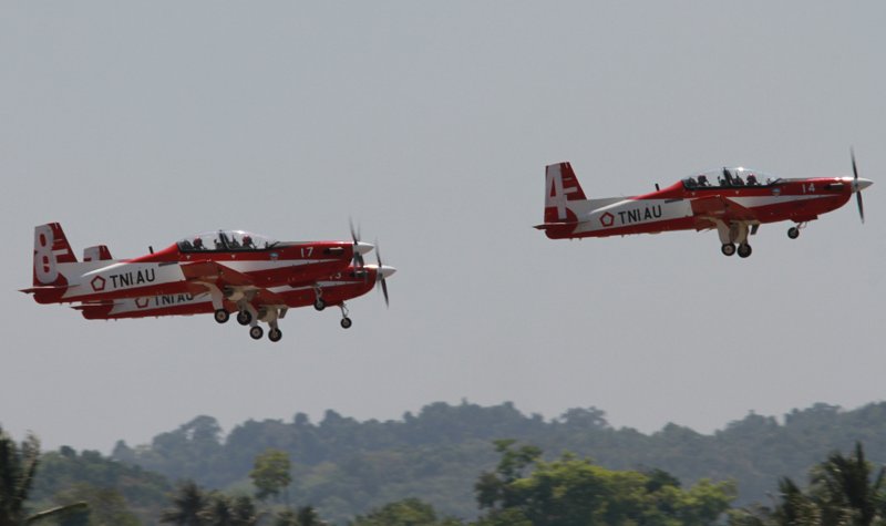 Indonesia replenishes trainer aircraft fleet