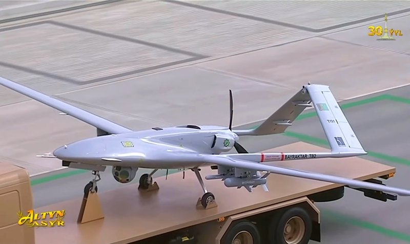 New equipment breaks cover at Turkmen military parade