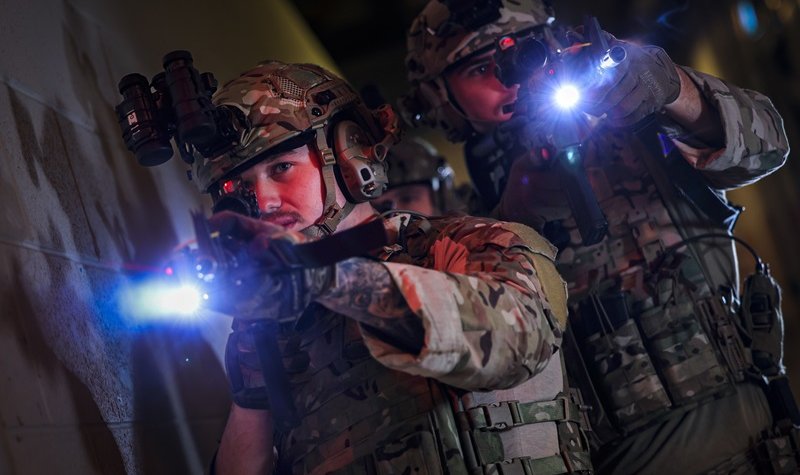 UK and US marines train to guard nuclear deterrent submarines