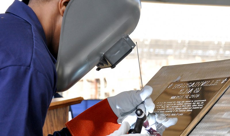 Keel authenticated for LHA 8