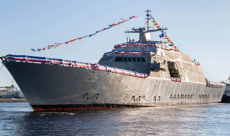 ﻿Freedom-class Littoral Combat Ship USS Marinette Littoral Combat Ship commissioned