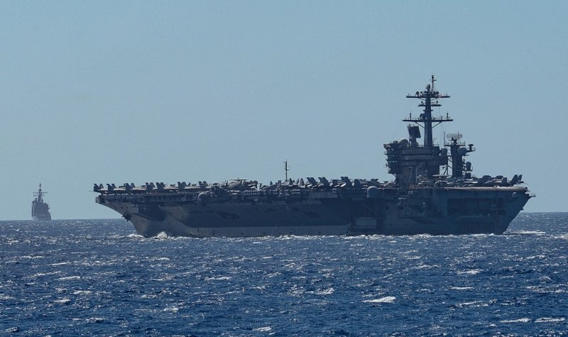 Entire crew of USN carrier to be tested for COVID-19