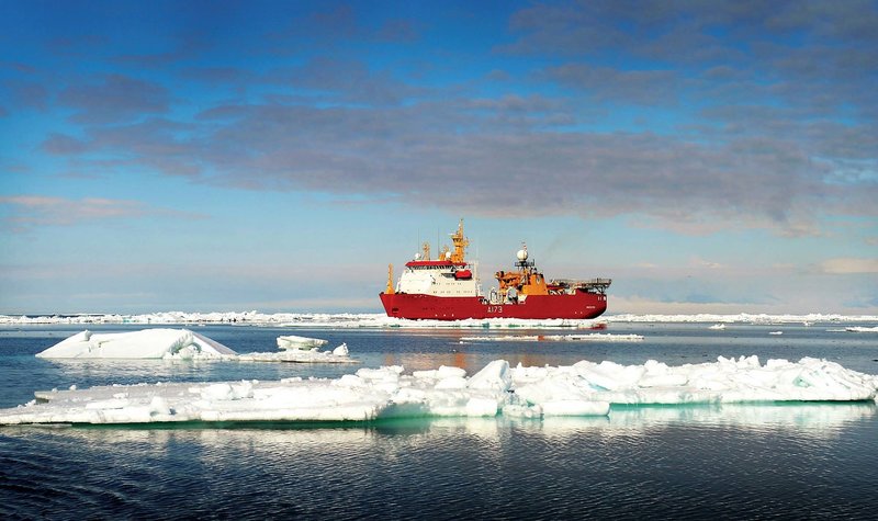 HMS Protector to get Vestdavit PLR-5000
