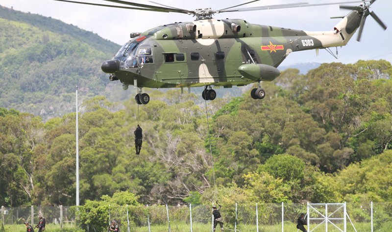PLA shows its skills in Hong Kong