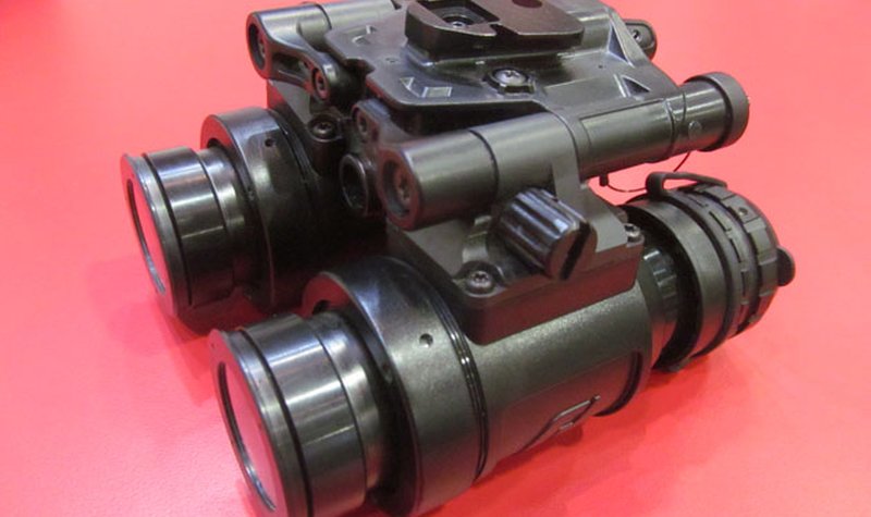 AUSA 2016: New light binos see into the dark