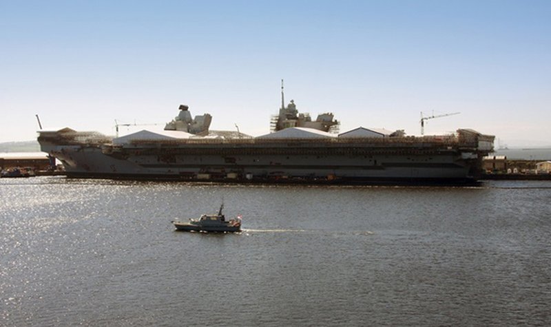 HMS Gleaner surveys Forth estuary