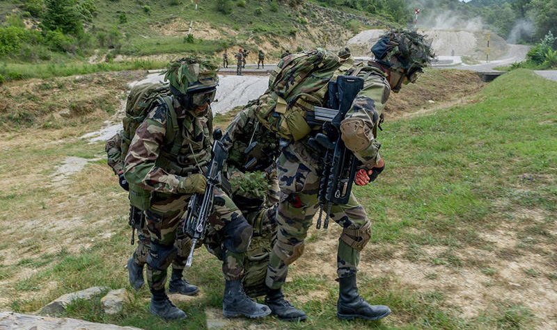 Britain backs French plan for European defence force