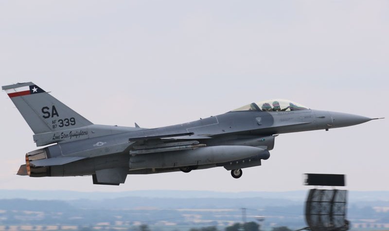 Farnborough 2018: Texas F-16s training with Czech Air Force