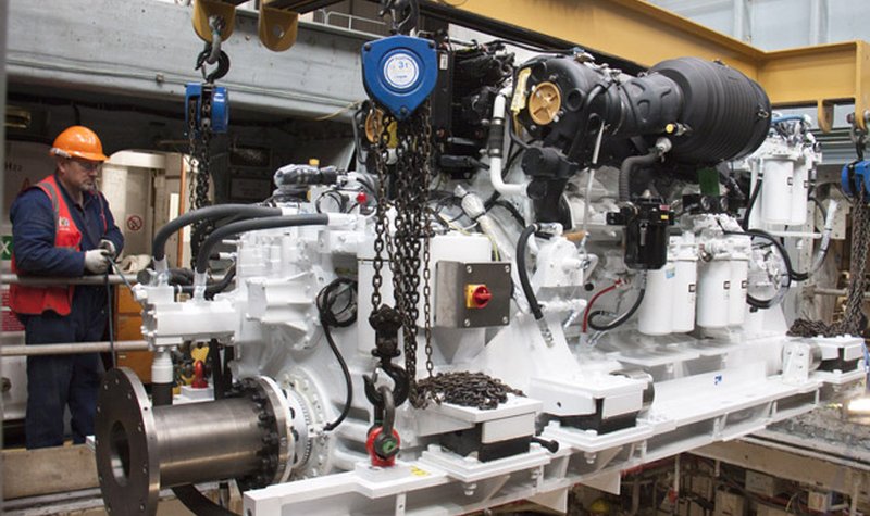 New engines for HMS Brocklesby
