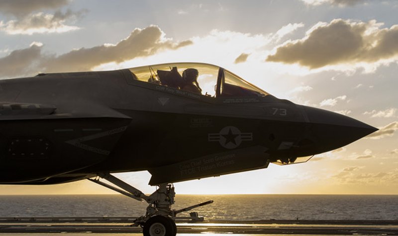 Elbit Systems wins F-35 cockpit display deal