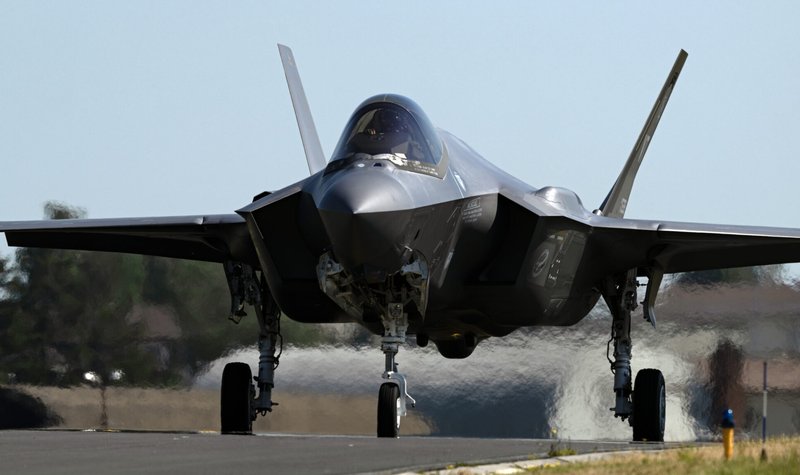 Czech Republic seals $6.6 billion F-35 deal amid Gripen lease uncertainty