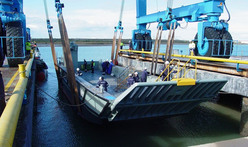 Ninth RAN LHD landing craft launched