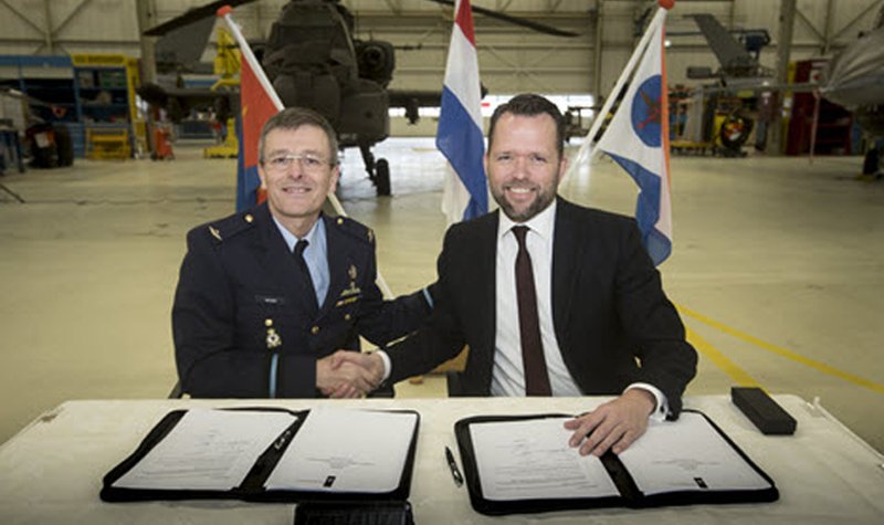 Fokker awarded Dutch support contract