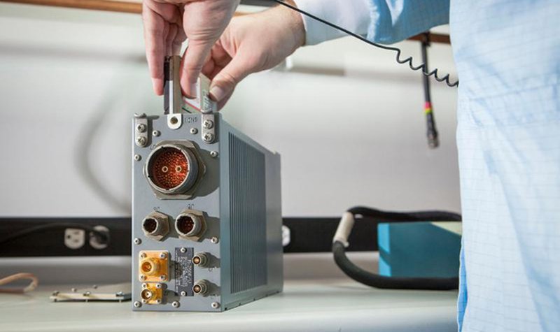 Raytheon receives miniaturised GPS receiver order