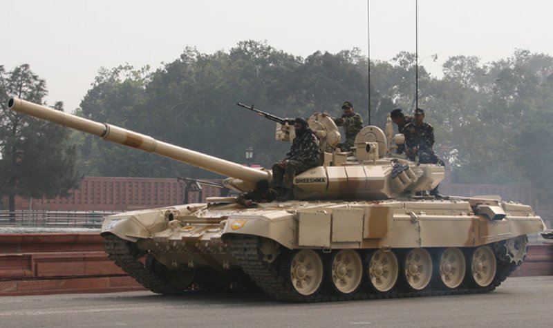 Vietnam orders T-90 tanks from Russia