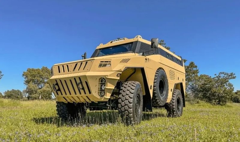 Milkor tweaks 4x4 APC design