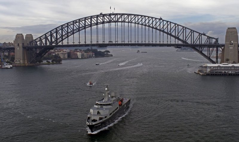 RAN’s MV Sycamore arrives in Sydney