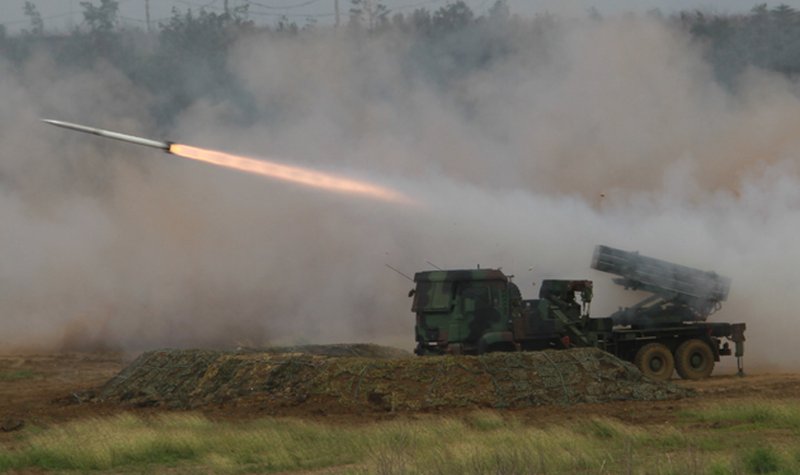 Taiwan determined to defend itself