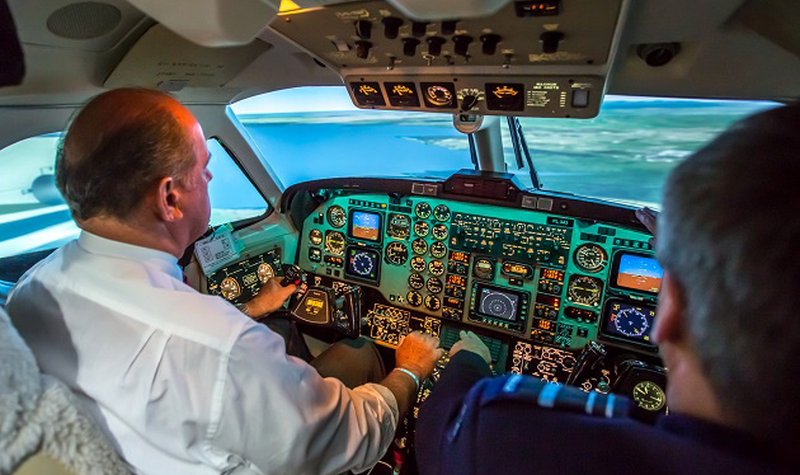 King Air sim exceeds 5,000 hours