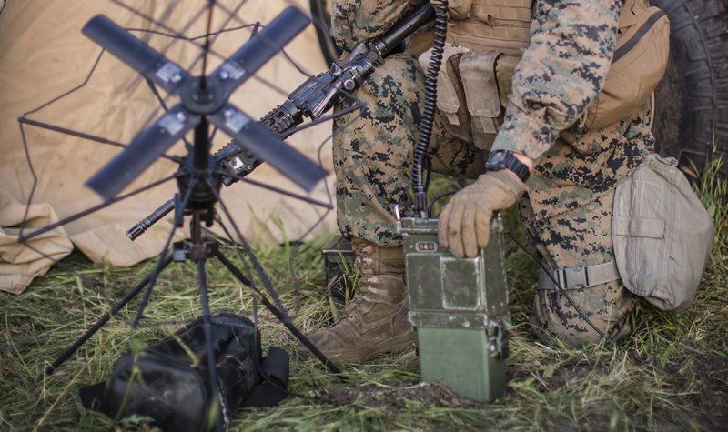 US Marine Corps tunes into narrowband network