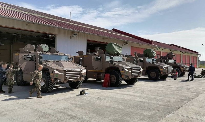French MoD receives first Serval vehicles