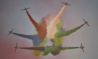 Dubai Airshow 2017: Day three highlights (video)