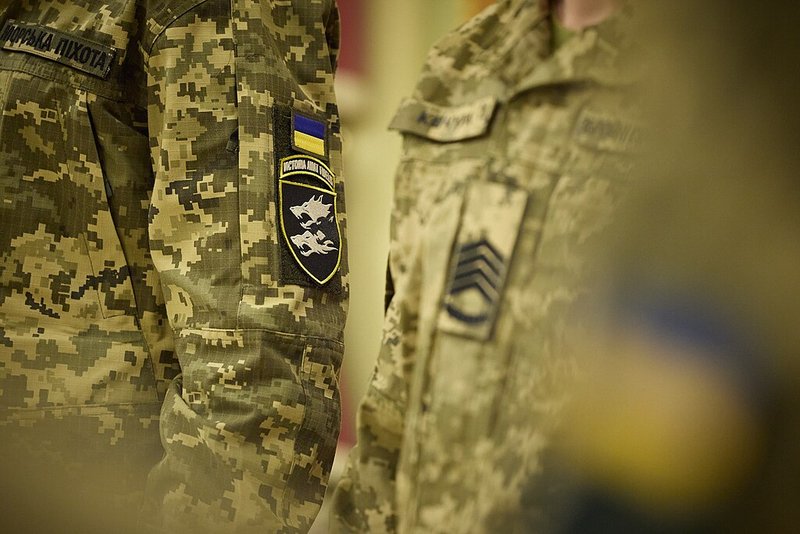 Ukrainian soldiers communications electronic warfare