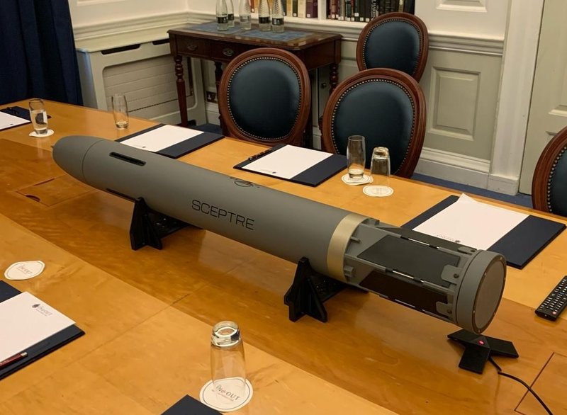 Tiberius Aerospace, Sceptre, 155mm artillery rocket, M777